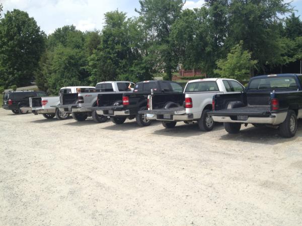 sawybeans's tweet photo. Can you say trucks @kyletomlin51 @cpool398 http://t.co/ABJF4ojK