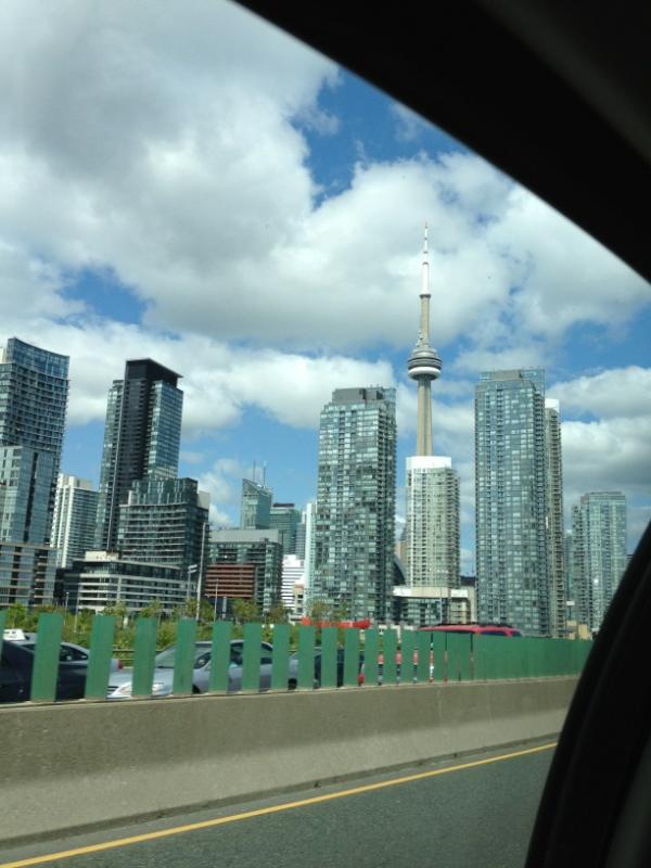 lucyireland's tweet photo. Hello Toronto! http://t.co/VUHskXjr