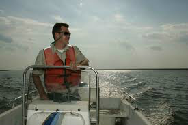 JMSOnlineMarine's tweet image. Tricks of the trade found here. facebook.com/l.php?u=http%3… #boatingbasics