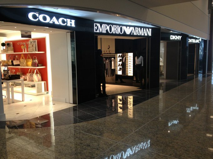 The boutiques! http://t.co/kPYHhHms<a href="/tag/throwbackthursdays"class="tags"><span>#throwbackthursdays</span></a>