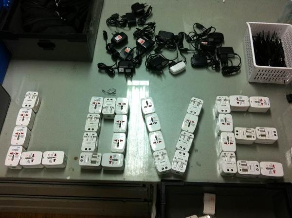 iamamrer's tweet photo. @HyundaiCard 이벤트 참여합니다- LOVE IS A 4 LETTER WORD of Rechargeable Batteries. ＬＯＶＥ is RECHARGEABLE ! http://t.co/Nxb7N0ZL