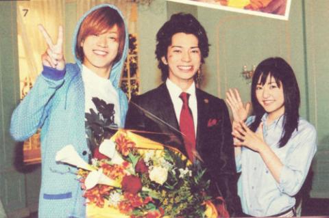 ゆったん 知りたがり で小林すすむ さんの死去についての山田邦 子さんのコメントより 井上真央ちゃん 松本潤く ん 小栗旬さんが3人でお見 舞いに来てくれてすごく喜ん でいました とのことです 花男family大好きです 泣 Http T Co Ie17im1y ゆったん 知りたがり で小林すすむ さんの死去についての山田邦 子さんのコメントより 井上真央ちゃん 松本潤く ん 小栗旬さんが3人でお見 舞いに来てくれてすごく喜ん でいました とのことです 花男family大好きです 泣 Http T Co Ie17im1y