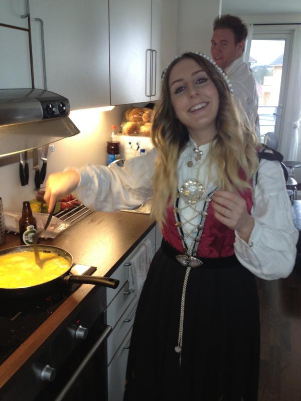 benebra's tweet photo. Hurra for 17mai! http://t.co/pLujNgPX