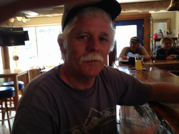 KennelClub's tweet photo. A disconsolate King ponders his 0-6, 3-6, 0-3(concession) rout over an Amber @ FLB as Measure relishes Victory &amp; IPA. http://t.co/BX9kzvhJ