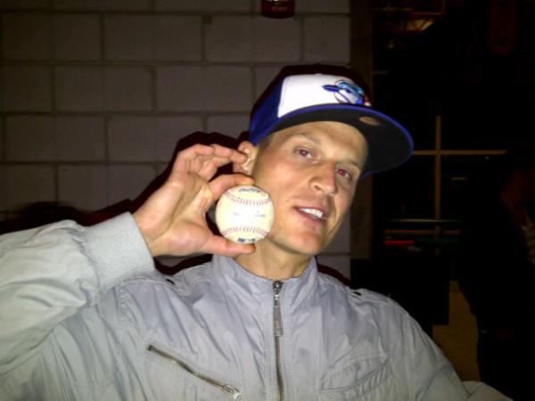 ccoatsworth's tweet photo. Brother Kahye caught Bautista's ball with his chin! Go #Jays http://t.co/clWoESPV