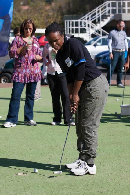 Unathi_Africa's tweet photo. Twas a great day RT @cloud9golf: @unathimsengana - Putting @mnetcares #driveforthecause Clinic http://t.co/TH26qFeG