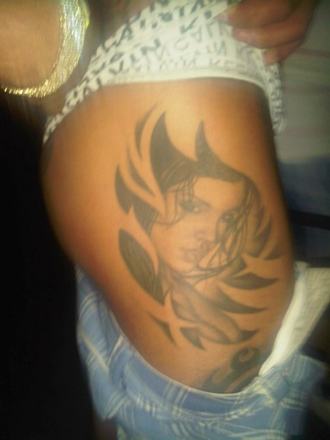 Who tattooed my face on the ass??😱 http://t.co/0IKI26q<a href="/tag/2poker"class="tags"><span>#2poker</span></a><a href="/tag/poker"class="tags"><span>#poker</span></a><a href="/tag/tv2poker"class="tags"><span>#tv2poker</span></a>