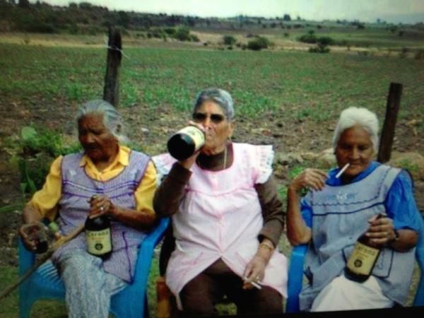 “<a href="/alegrulfo/">Ale Garcia Rulfo</a>: Y con ustedes.. <a href="/KatyaSJ/">Katya SJ</a> <a href="/gabyestradam/">Gaby Estrada</a> y <a href="/aledeeanda/">Ale de A</a> en unos cuantos añitos... ”// jajajajajajajajaja