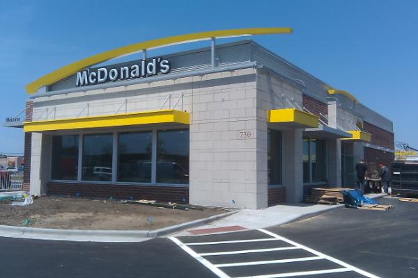 BuildersGlass's tweet image. Finishing up another McProject today.