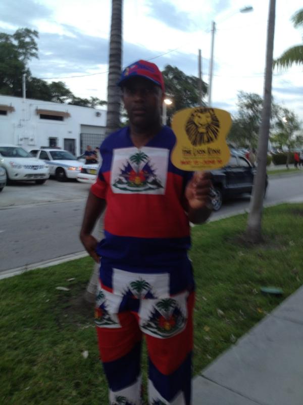 MyTweetStreet's tweet photo. At Big Night in Little Haiti @ArshtCenter http://t.co/AbLa6h5o