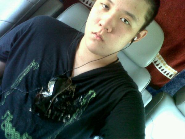 kowjaroen's tweet photo. http://t.co/9j1vZNOV
