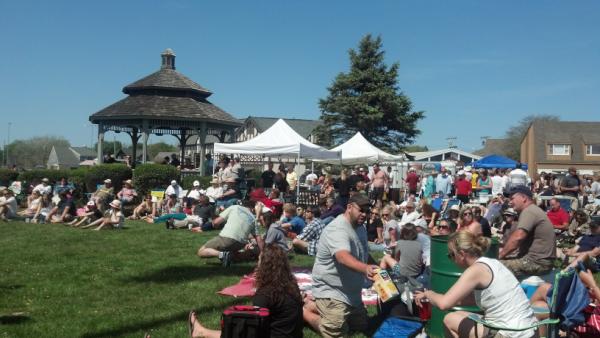 Chilling on the green...