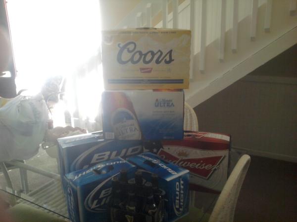 Cpt_Carpenter13's tweet photo. Check us out. #ballin http://t.co/Cr9c8rCd