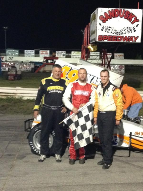 meyers2305's tweet photo. The top three tonight from l  to r . Dawson 3rd @theshoe2 1st and @tstephens19 2nd @wingsideup @midwestsupers http://t.co/zKEo2HtA