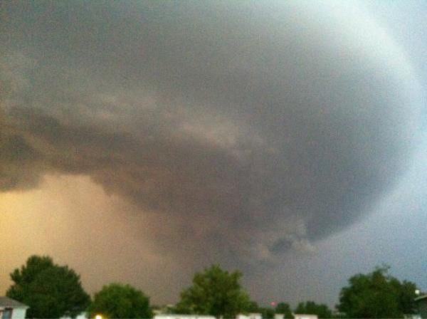 ccskywarn's tweet image. Keeping an eye on the storms rolling into Clinton, OK #OKwx