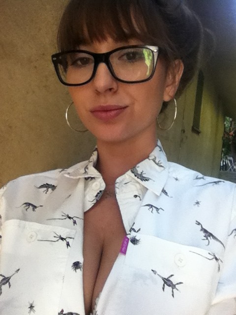 shay laren in answer #1140043