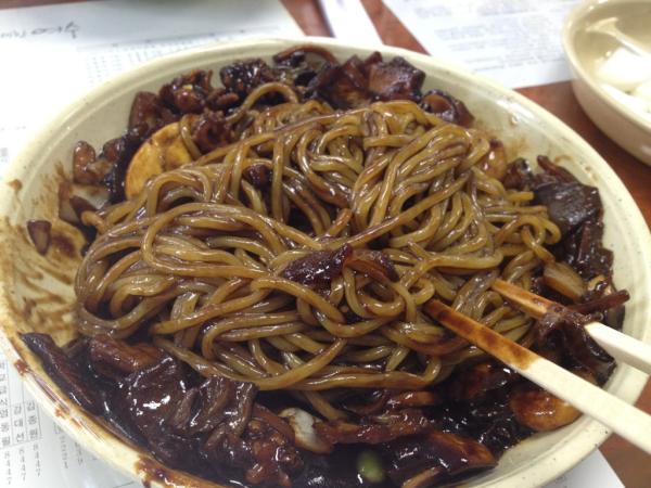 yeosucircus's tweet photo. 와..침고여요. ^^RT @mybrandup: 일요일 점심은 요것! 완전 맛점 되세요.^^ http://t.co/arc7L2c1