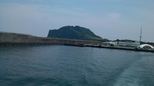 야홋!
내일은 일주일의 시작 월요일!
힘차게 시작하자구욧!
＝＝＝＝우도행 배에서...