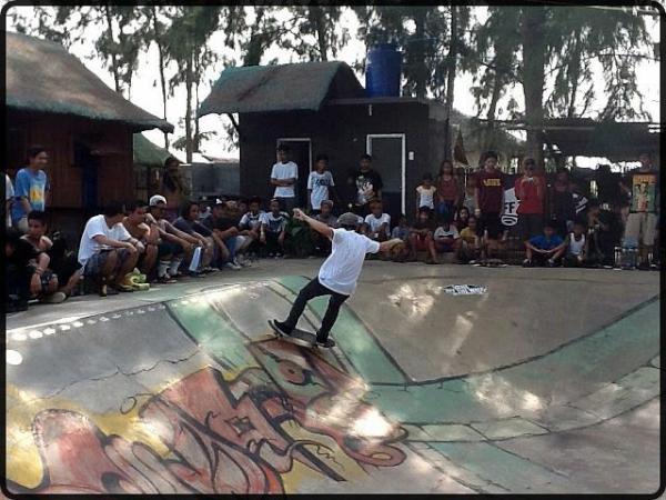 VANS SKATE BOWL INVASION - the first ever Pro-Tec Pool Party inspired here in the Philippines.