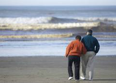 LStoryShort's tweet photo. A great day for a walk on the beach! http://t.co/rd6CY156 http://t.co/o6VYfRFF