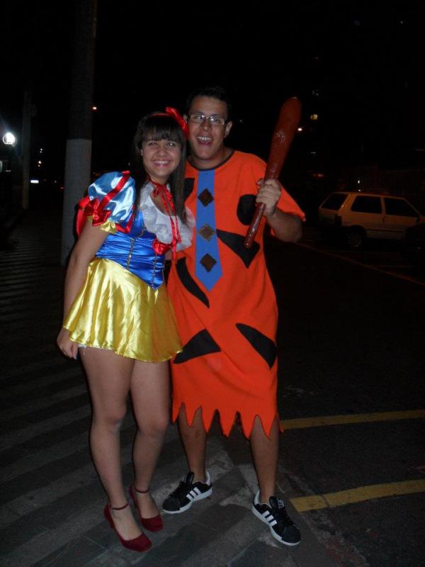 Nando__Barbosa's tweet photo. eu minha princesa @ergiovanna (festa a fantasia) http://t.co/rhSy4Ahx