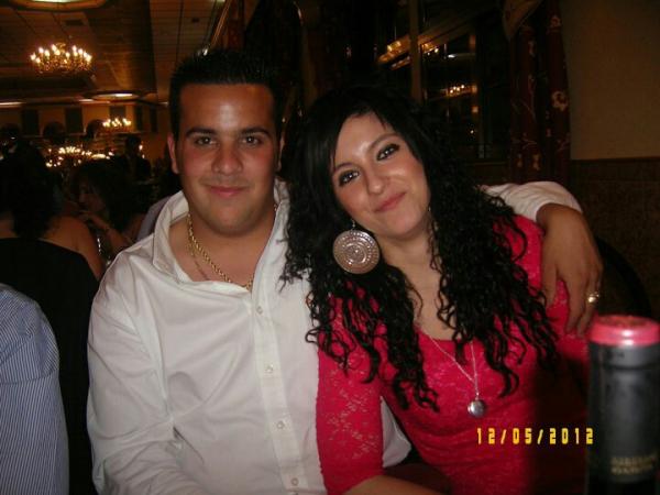 letymorena1's tweet photo. estoy muy cntenta cn mi nuevo trabajo :-) me va de puta madre :-)  te kiero muxo mi vida http://t.co/muo4qDxC