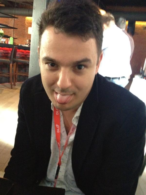 alyonapopova's tweet photo. Дэн @dennydov на #DLDMoscow http://t.co/nCg8H5a2