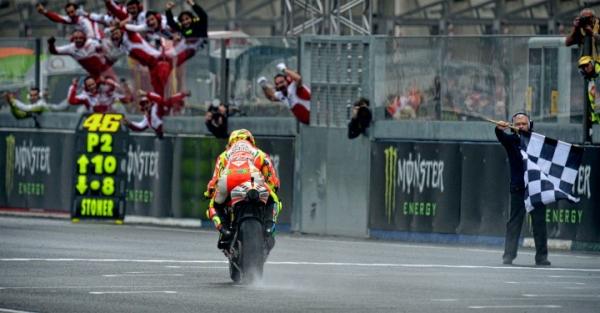 Valentino Rossi tweet media
