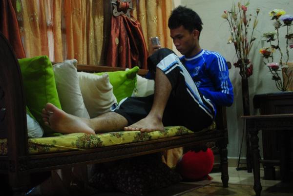 Bangbil's tweet image. Text #Imah sorang je , 工 ﾚo√乇 ㄚ◯∪ !