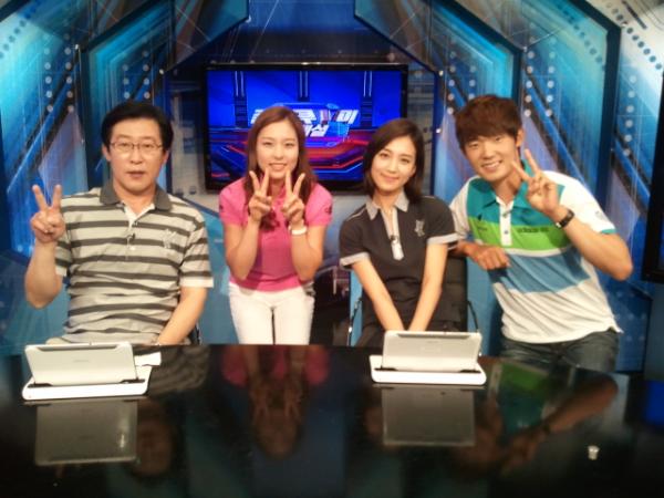 이번주 챔피언 김비오,김자영 선수!
서로 직접 만난 건 오늘이 처음이라고ᆢ
골프 실력 만큼이나 얘기도 유쾌하다ㅋ
잠시 후 골프투데이 스페셜!