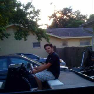 bobtonysfl's tweet photo. Me And My boat back in the big fl 16 foot john boat middel siting 75 moter fast speed red neck voice lol http://t.co/NI4V32rW