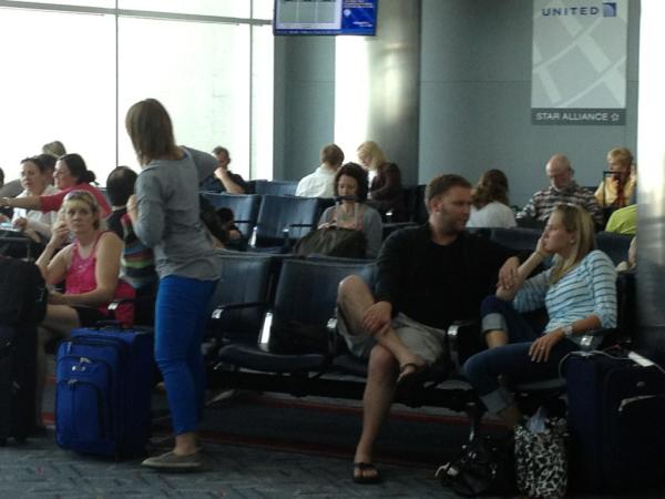 Looking for friends flying UA from Denver - must already be in CA. Delwin and Darryl are on SW. #nadsocial