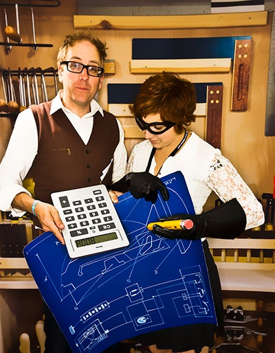 DocPop's tweet photo. Got my pic taken with @Steenaire at #makerfaire. Barely managed to spell out "BOOB" on a calculator before the flash http://t.co/CHLoHjtQ