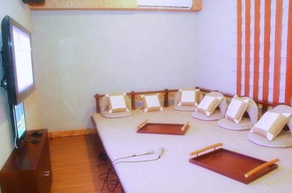 @CARRERA@KAGUMHotels..LikeFB : facebook.com/GrandSerelaHot…
PIN 2728E8AE klick : grand-serela.com