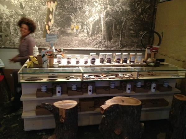 Edwinfvh's tweet photo. @chocovivo in Los Angeles Direct Trade Chocolate.  Has much less comfortable seating than @onyxcoffeebar
It's awesome. http://t.co/Lc0lmS1L