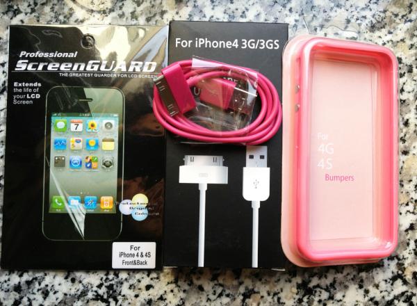 Kit Pink per Iphone 4 / 4S: Bumper + Cavo USB + Pellicola... stile e protezione BUMX !  #unpassoavanti #prezzipazzi