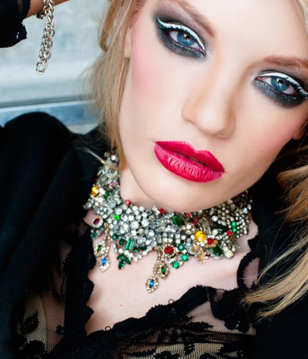 Fatzk's tweet image. #StopTraffic Fatz K Rhinestone Neckpiece Made from Reclaimed Red;Green,Amber  Rhinestone #VintageJewellery #HandMadeUK