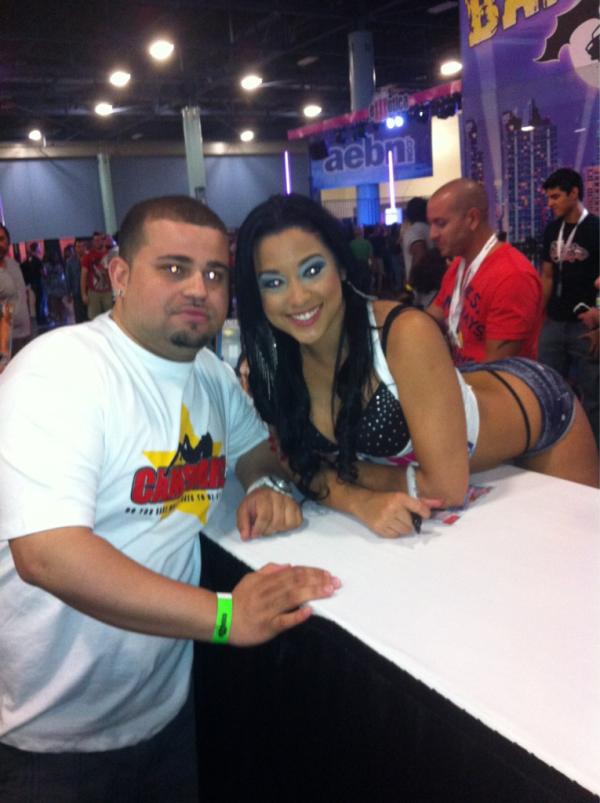 CamStarz's tweet photo. Camstarz with @AbellaXXX she's simply HOTTT!!!!!! #camstarz #TheBaddestBitchInTheGame #iloveAbella http://t.co/4wHWpBAr