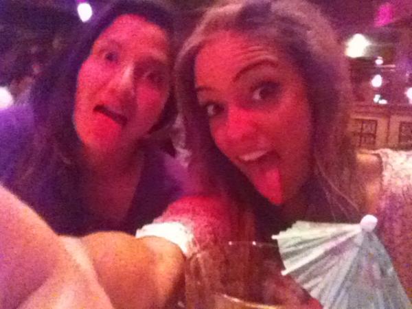 Melanie Rios’s pics and videos