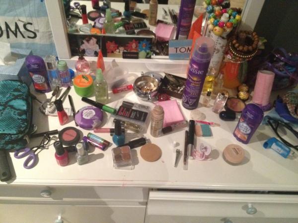 hannahknox95's tweet image. #HotGurlProblems