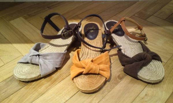 picheabahouse's tweet photo. 初夏にピッタリのサンダルが入荷しました★
ジュートの素材でリゾートっぽさもあるデザインになっております!
サイズが26.5cmのLLサイズまでありますので、是非お試し下さい。 http://t.co/5CTyQZdB