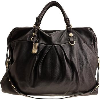 zeetrendz's tweet photo. #TrendzTip If you are petite use purses of medium size &amp; avoid huge handbags http://t.co/44MDMsWT