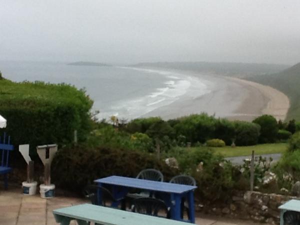 SamsSurfShack's tweet photo. And there goes the fog. Genith looks 3ft and neArly clean http://t.co/ehpBLw5A