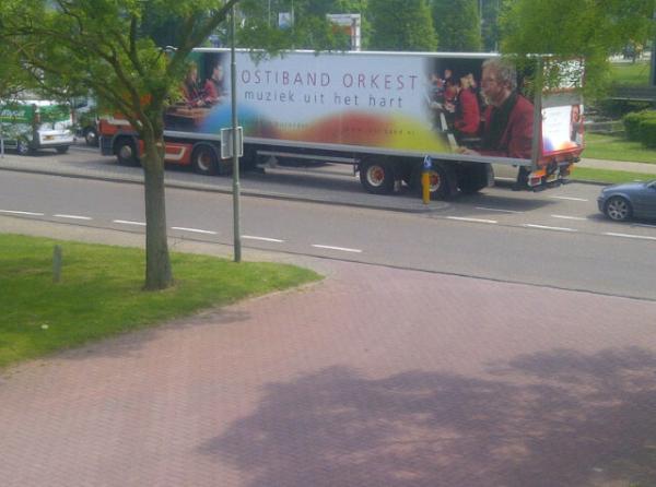 koenvandenberg's tweet photo. Jostiband trailer gesignaleerd in geleen! Zouden ze dan toch als surpriseact op @pinkpopfest staan? #pp12 http://t.co/ZCjng5SK