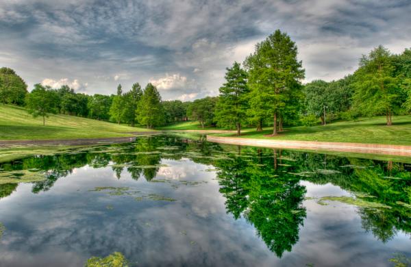 HDRPhotoBlogger's tweet image. Beautiful day at the St. Louis Arch park. @CoreOfDiscovery