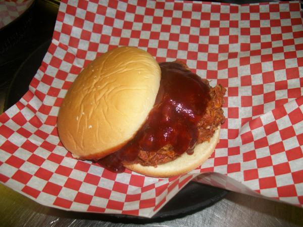 BigMamasBBQ's tweet photo. I see a delicious Pulled Pork Sandwich in your future. http://t.co/ZjERlSs7