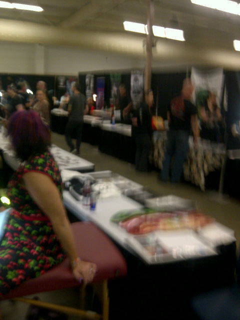 Blurry convention photo, can't wait to do it again :D http://t.co/mncrYo1m<a href="/tag/partners"class="tags"><span>#partners</span></a><a href="/tag/guysbelike"class="tags"><span>#guysbelike</span></a><a href="/tag/lockdowncanada"class="tags"><span>#lockdowncanada</span></a><a href="/tag/covidc"class="tags"><span>#covidc</span></a>