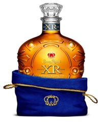 artnowmag's tweet photo. Crown Royal Unveils New Whisky, Creating Extra Rare Whisky Series.
http://t.co/fwPxx6XN http://t.co/VxOln9Qd