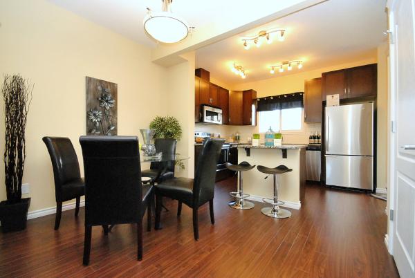 Griesbach Victory Lane TownHomes Immed Poss Granite Tile 4 to choose $344 - $378k Realtors Welcome bit.ly/VictoryTH