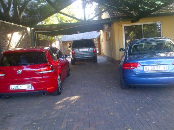 #moneyteam either u with us or against, we young with elderly money